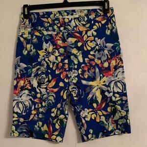 Juniper+Lime Multicolor Stretch Bermuda Walking Women Shorts Size 6